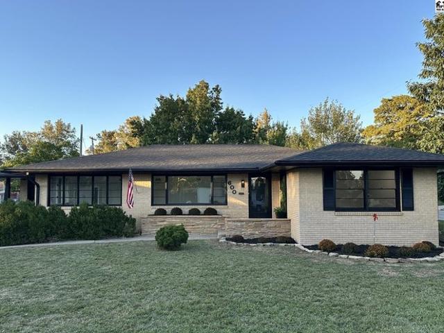 House for sale in Hutchinson, Reno County