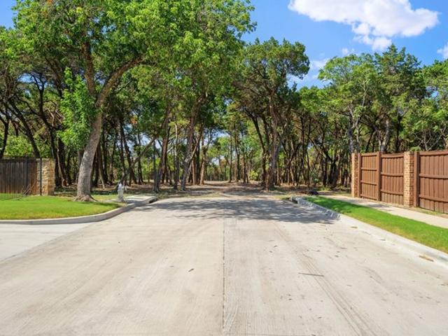 Land for sale in Cedar Hill, Texas