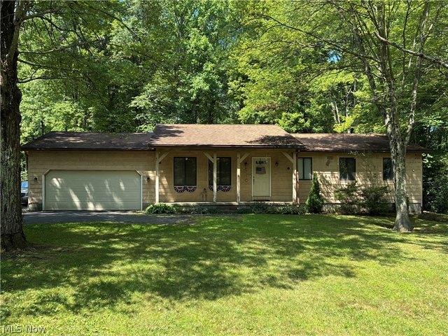 House for sale in Brookfield, Ohio