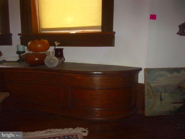 House for sale in Washington Street Historic District, Cumberland