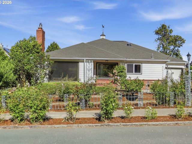 House for sale in Oregonia