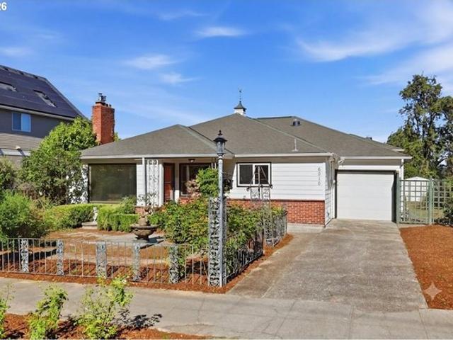 House for sale in Oregonia