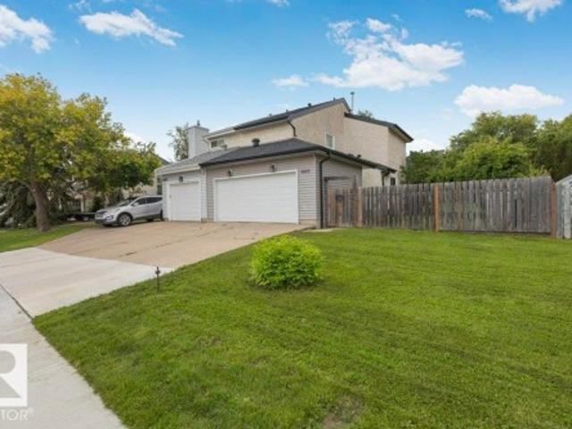 House for sale in Wedgewood, Alberta