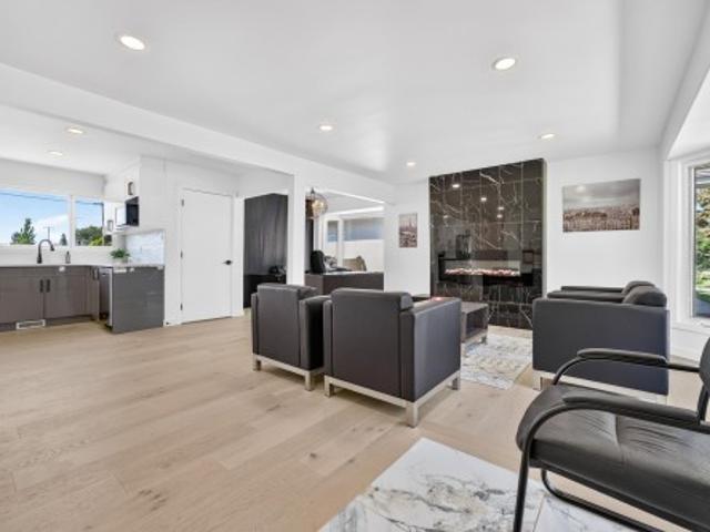House for sale in Wedgewood, Alberta