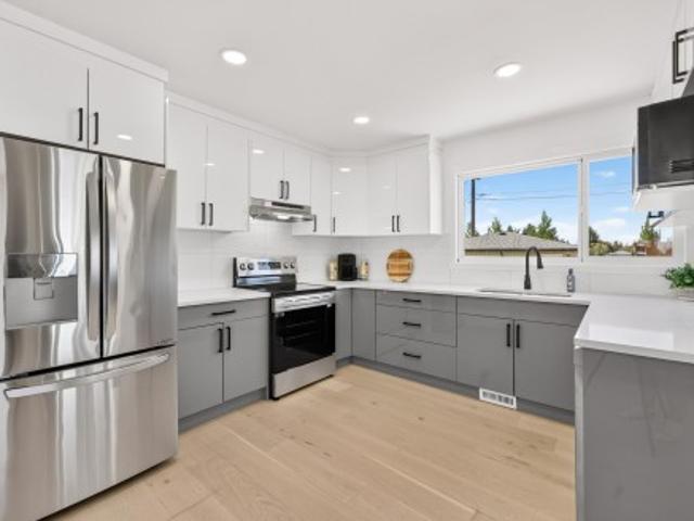 House for sale in Wedgewood, Alberta