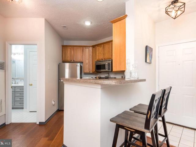 Condo for sale in Centreville