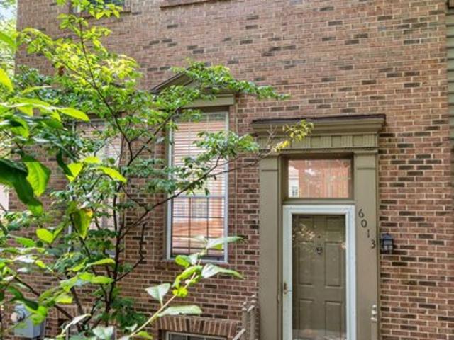 Townhouse for sale in Virginia