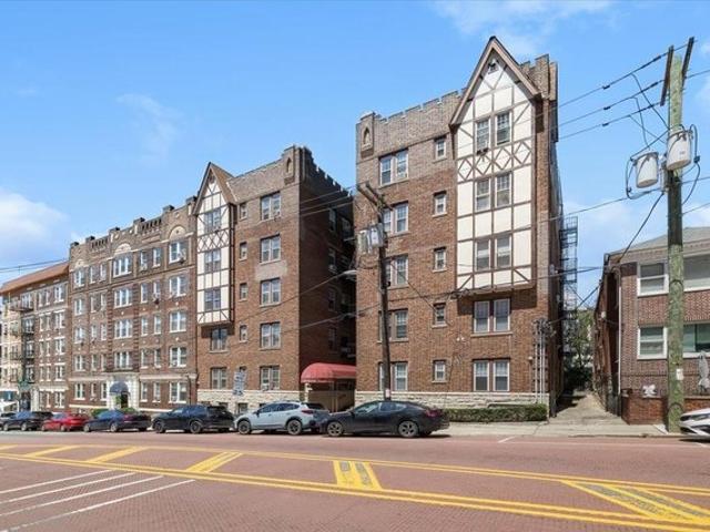 Condo for sale in Hudson, New Jersey