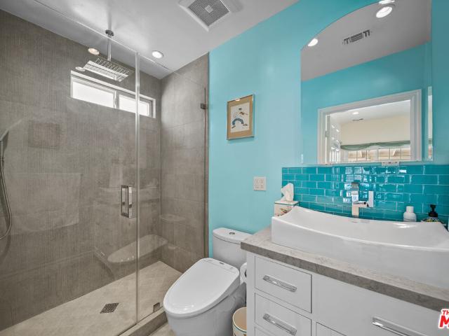 House for sale in Tarzana Neighborhood Council District, Canoga Park
