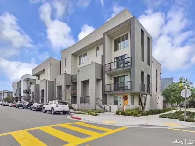 Condo for rent in Fremont