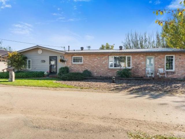 House for sale in Val Quentin, Alberta