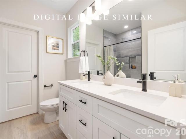 House for sale in Mecklenburg, North Carolina
