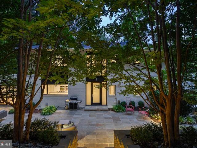House for sale in Chesterbrook Woods, McLean