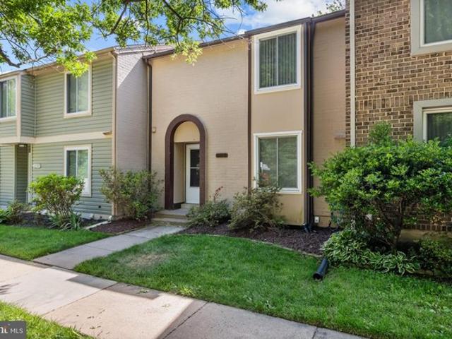 Townhouse for sale in Virginia