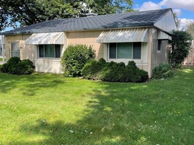 House for sale in Grinnell, Poweshiek County