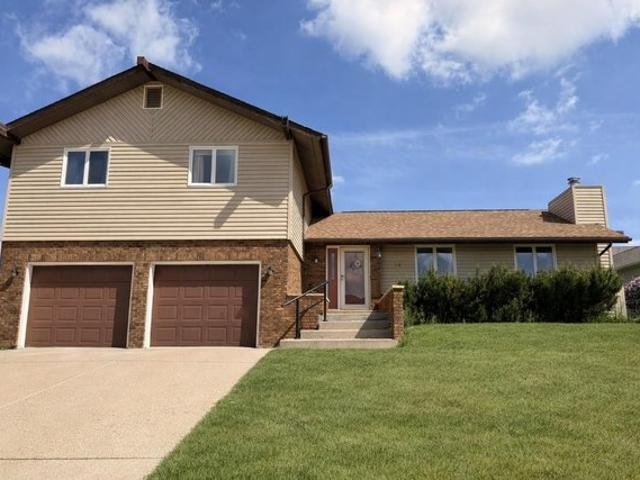 House for sale in Minot, North Dakota