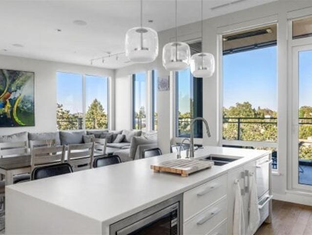 Condo for sale in Victoria, British Columbia