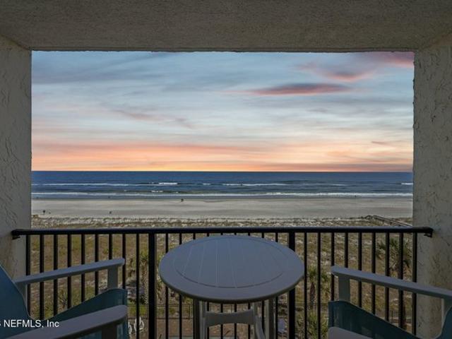 Condo for sale in Jacksonville Beach, Florida