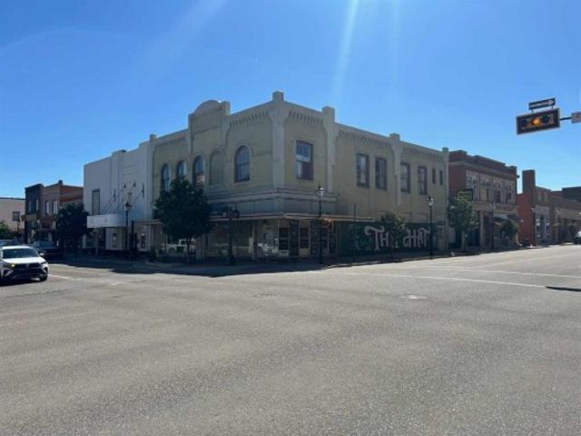 Commercial for sale in Medicine Hat