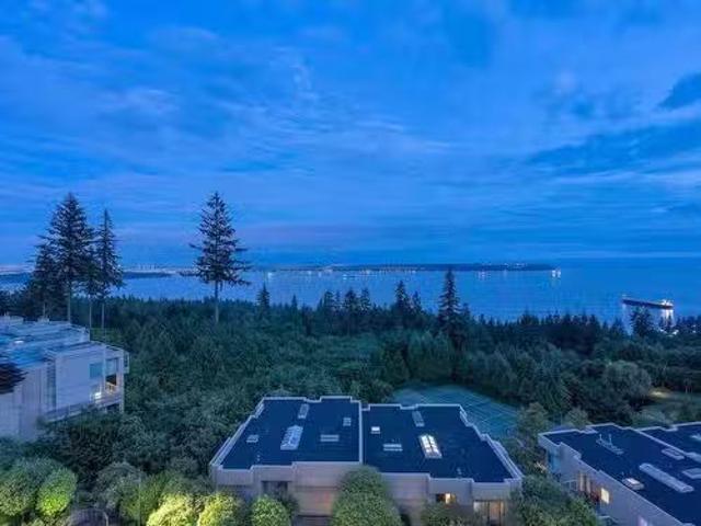 House for sale in West Vancouver, British Columbia