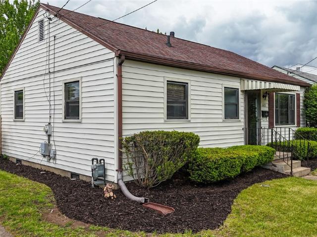 House for sale in Vienna, West Virginia