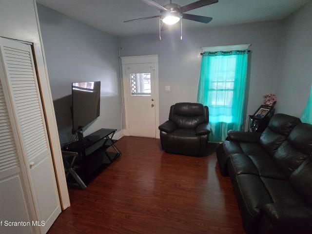 House for sale in Plymouth, Pennsylvania