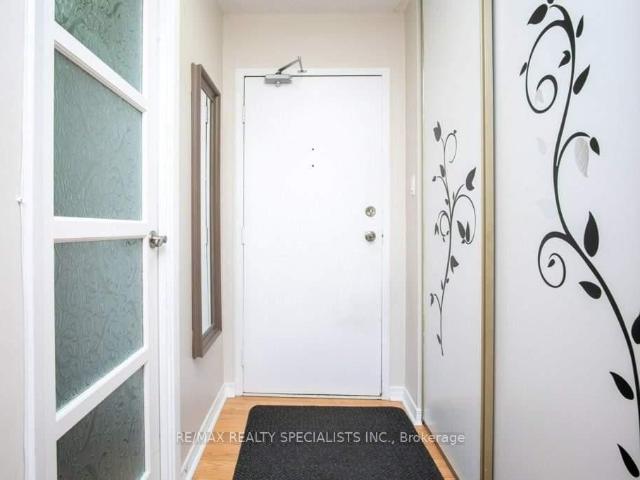 Condo for sale in Burlington, Ontario