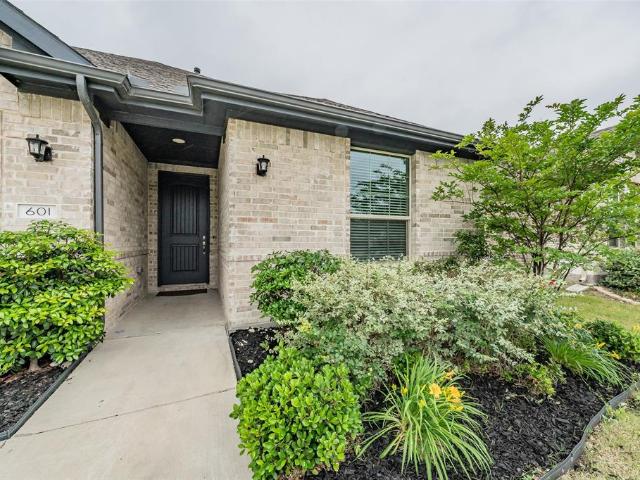 House for sale in Ellis, Texas