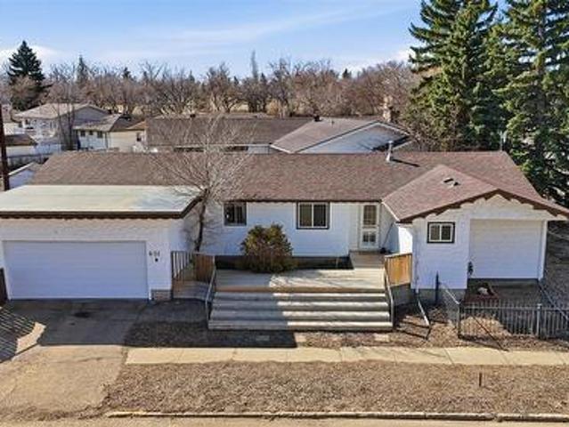 House for sale in Assiniboia, Saskatchewan