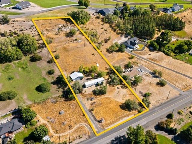 House for sale in Selah, Washington
