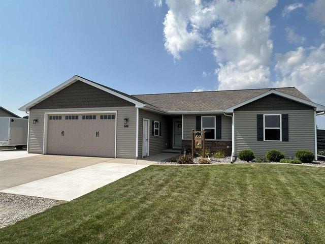 House for sale in Combined Locks, Wisconsin