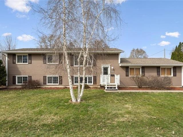 House for sale in Vinton, Iowa