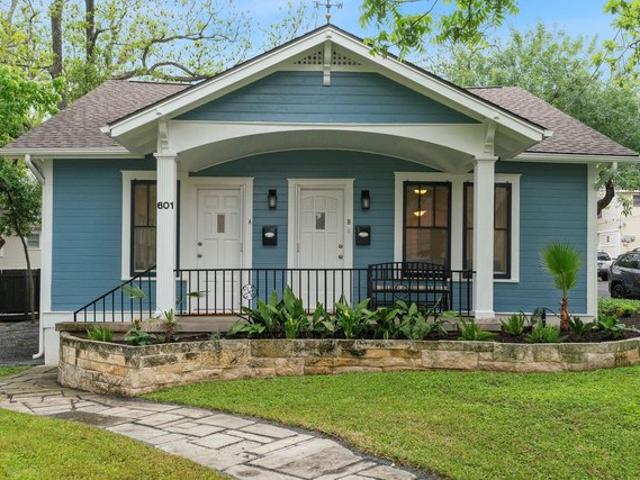 House for sale in Ideal Place, Austin