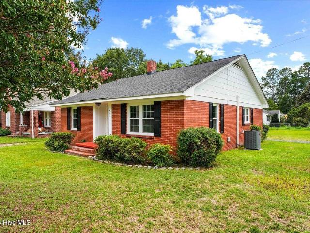 House for sale in Washington, North Carolina