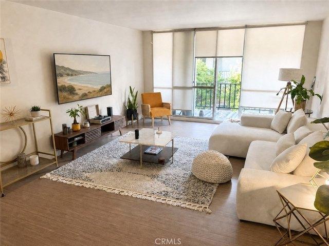 Condo for sale in Pasadena, California