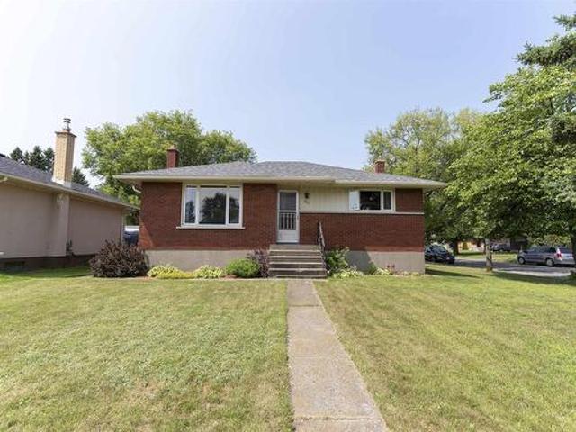 House for sale in Thunder Bay, Ontario
