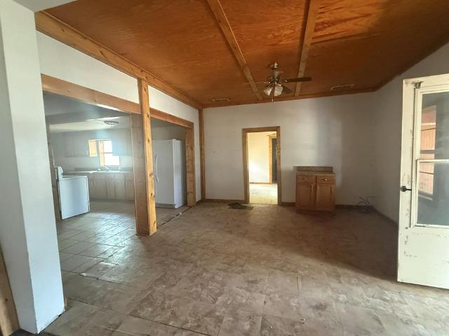 House for sale in Taylor, Texas
