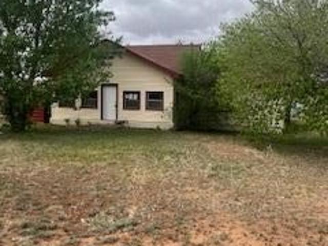 House for sale in Taylor, Texas