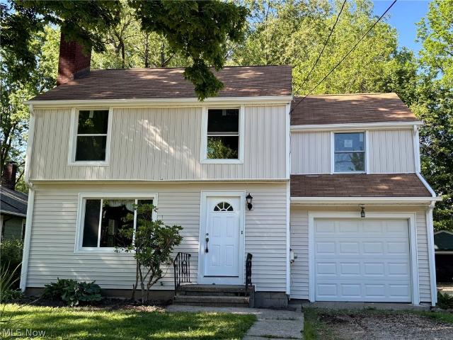 House for sale in Kent, Portage County