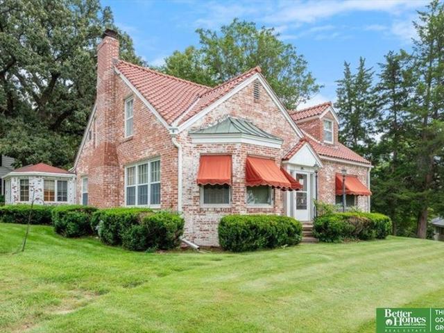 House for sale in Council Bluffs, Iowa