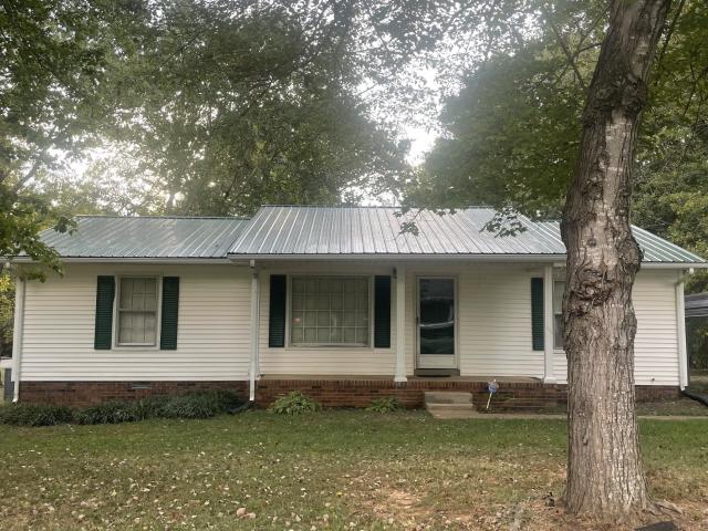 House for sale in Lawrenceburg, Middle Tennessee