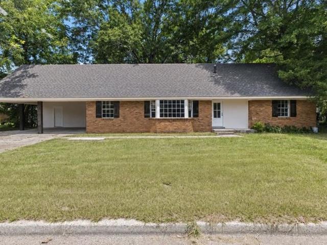 House for sale in Columbia, Mississippi