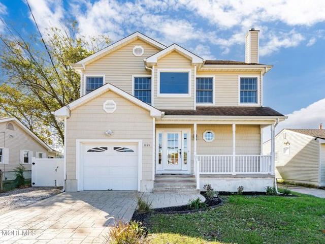 House for sale in Lanoka Harbor, New Jersey
