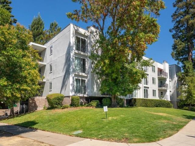 Condo for sale in San Mateo, California