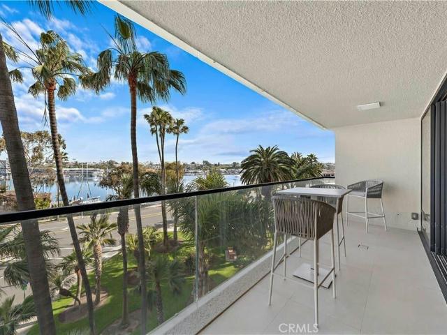Condo for sale in Newport Beach Condo for sale in Newport Beach