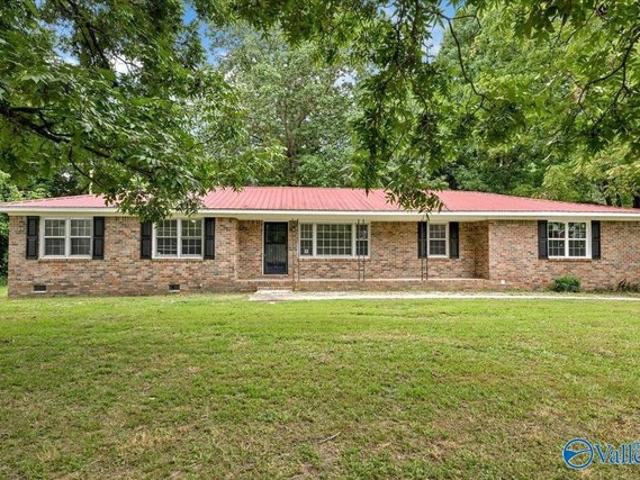 House for sale in Falkville, Alabama