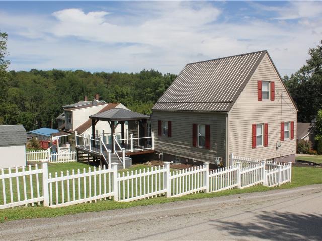 House for sale in Youngwood, Pennsylvania
