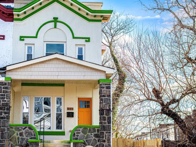 Townhouse for sale in Gibsonton, Maryland