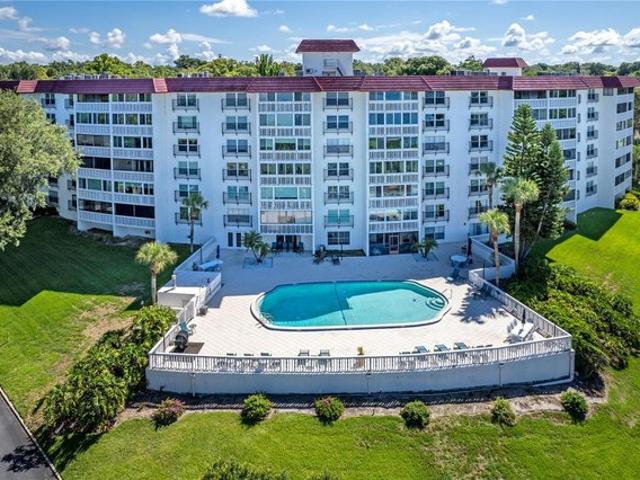 Condo for sale in Mount Dora, Florida