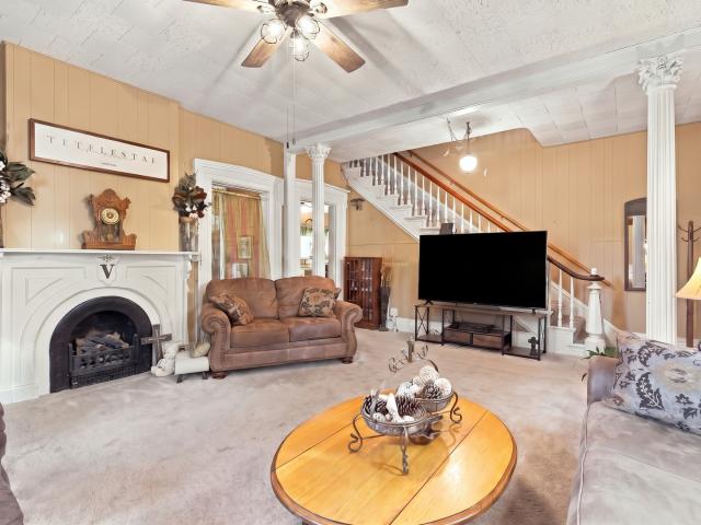 House for sale in Aledo, Mercer County